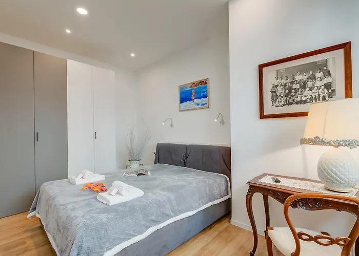 Casa Angerin 3 - 100m From Sea - Happy شقة ألاسيو